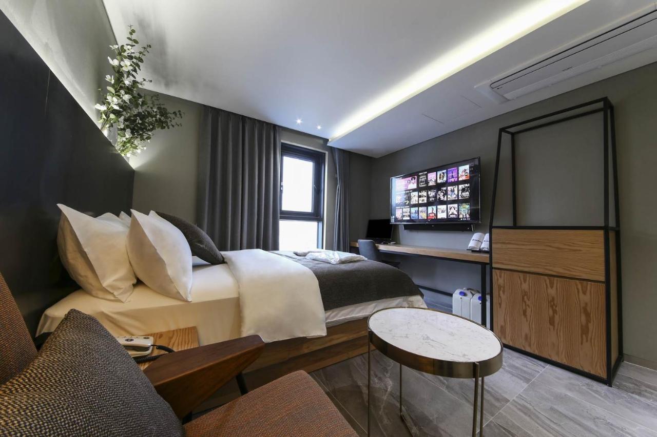 The Post Hotel Сеул Екстериор снимка
